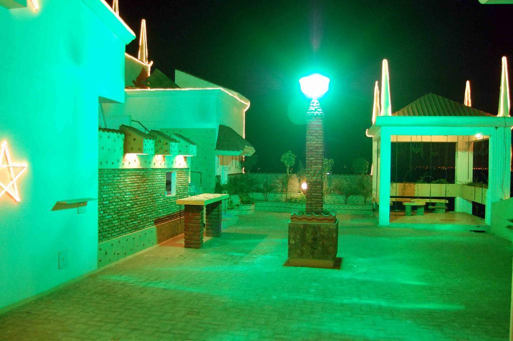 Hotel Ishan Villa Амритсар Экстерьер фото